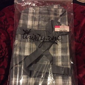 Large Utility Tote- Cozy Plaid